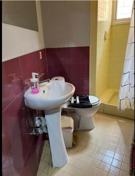 Noer Hostel Larnaca Bagian luar foto