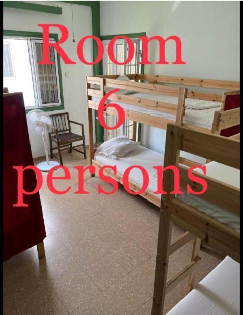 Noer Hostel Larnaca Bagian luar foto